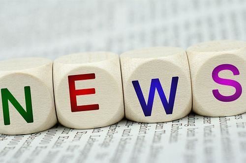 La azada triangular es una buena ayuda para cavar pequeñas plantas al aire libre